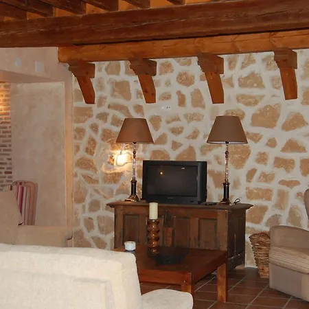 Hotel La Casona De Dona Petra Villarmentero de Campos