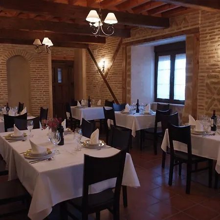 La Casona De Dona Petra Hotel Villarmentero de Campos